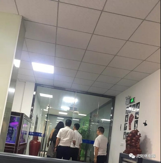 势不可挡|国内外客户千里迢迢亲临富彩继电器参观考察!