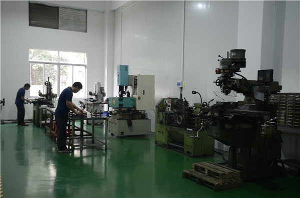 只要你主动,就会与富彩汽车继电器有故事